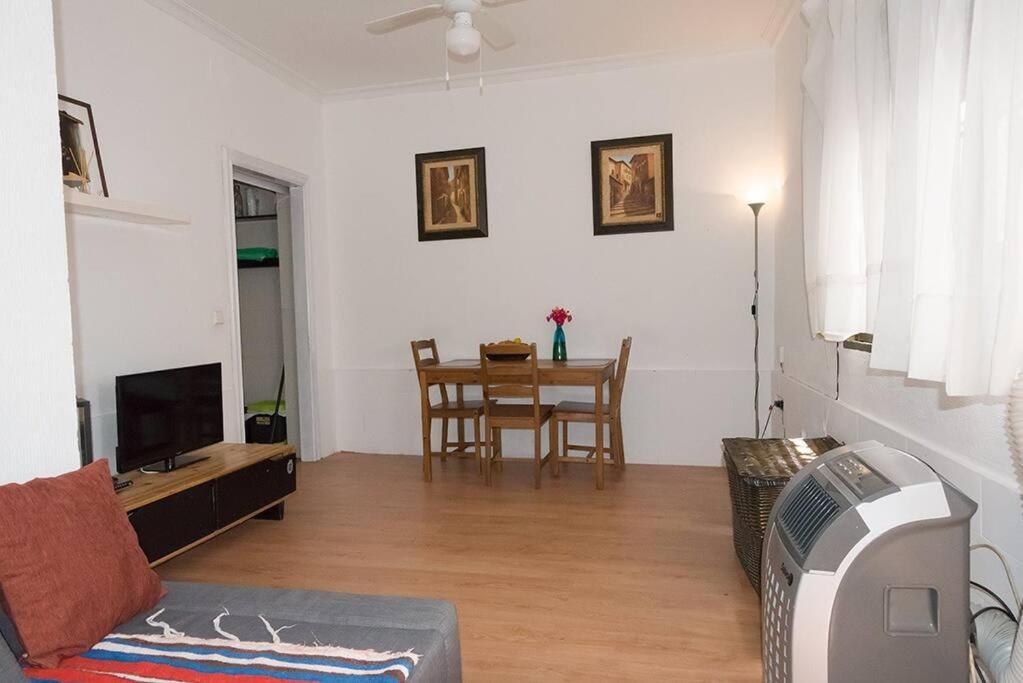 The Oasis One Spacious Apartment In Sevilla Екстериор снимка